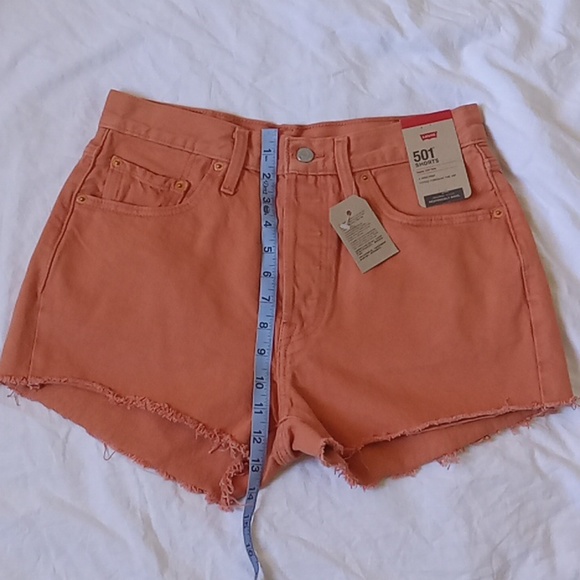Levi's 501 High Rise Shorts Fitted Through the Hip Size 29 Orange - Picture 3 of 9